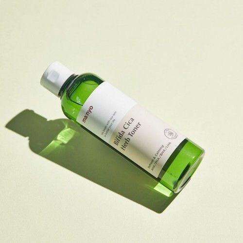 Тонер успокаивающий с комплексом центеллы и бифидобактериями Manyo Bifida Cica Herb Toner L2174 фото