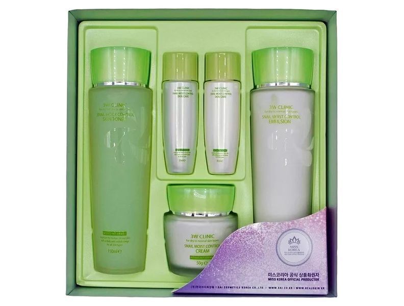 Набір для шкіри обличчя 3W Clinic Snail Moist Control Skin Care 3 Set L1357 фото