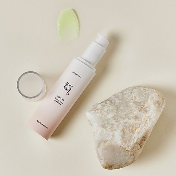 Солнцезащитная сыворотка с экстрактом женьшеня SPF 50 +PA++++ BEAUTY OF JOSEON Ginseng Moist Sun Serum L2021 фото