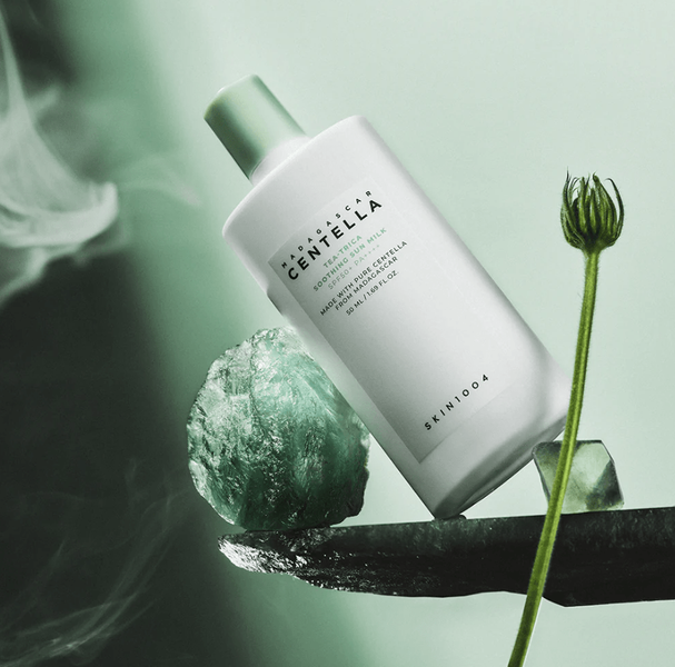 Сонцезахисне молочко SKIN1004 Madagascar Centella Tea-Trica Soothing Sun Milk SPF50+ PA++++ L1166 фото