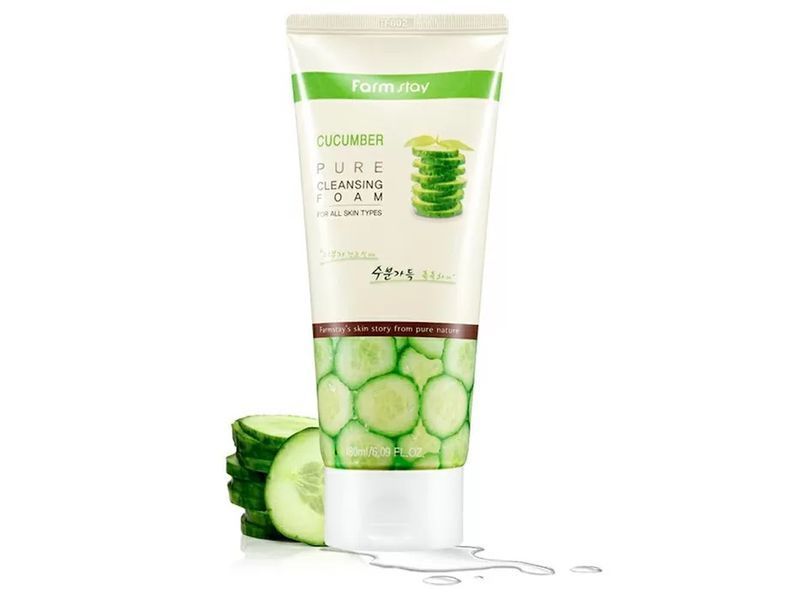 Очищающая пенка для чувствительной кожи FarmStay Cucumber Pure Cleansing Foam L1565 фото
